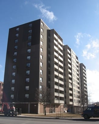 Twelve storey apartment building in Mississauga